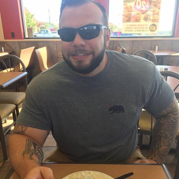 Meet your Posher, Richard - Picture 1 of 1